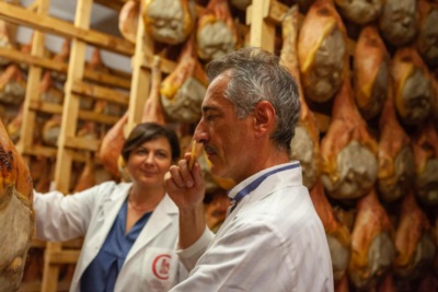 L'arte della puntatura del Prosciutto 